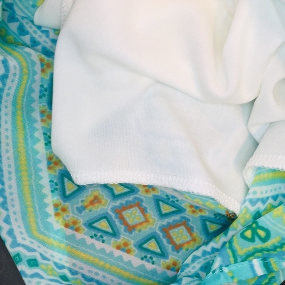 Chicos off‎ the shoulder top - Picture 5 of 8